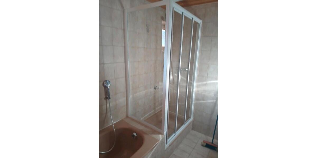 Etagenwohnung Gmund am Tegernsee - 3.5 Zimmer, 110 m&sup2;, 1.800&euro; | Angebot:25471806