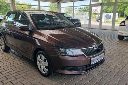 Skoda Fabia 109.000 km 7.450 &euro; Duisburg 47167