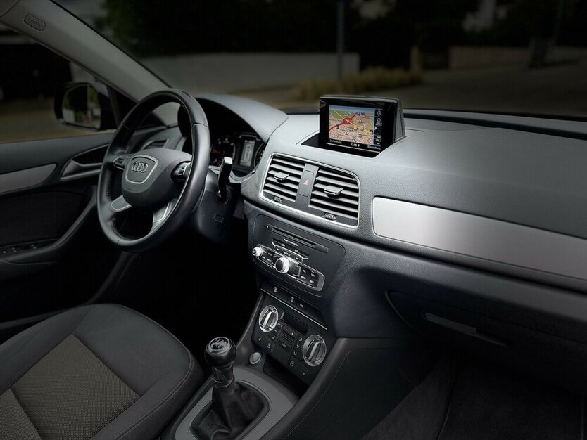 Q3 2.0 TDI Navi PDC 1. Hand