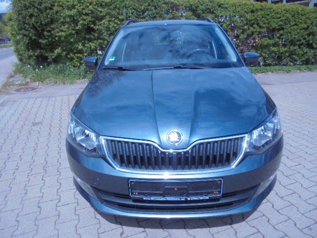 Skoda Fabia 89.800 km 10.900 &euro; Oberstdorf 87561