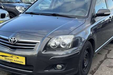 Toyota Avensis 276.000 km 2.490 &euro; Heidenau 01809