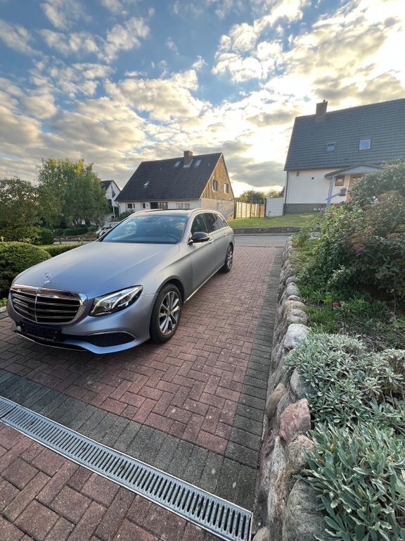 Mercedes-Benz E 220 115.986 km 26.500 € Groß Wittensee 24361