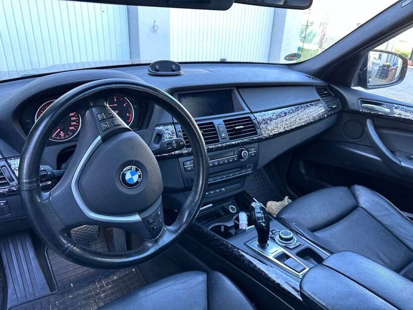 X5
