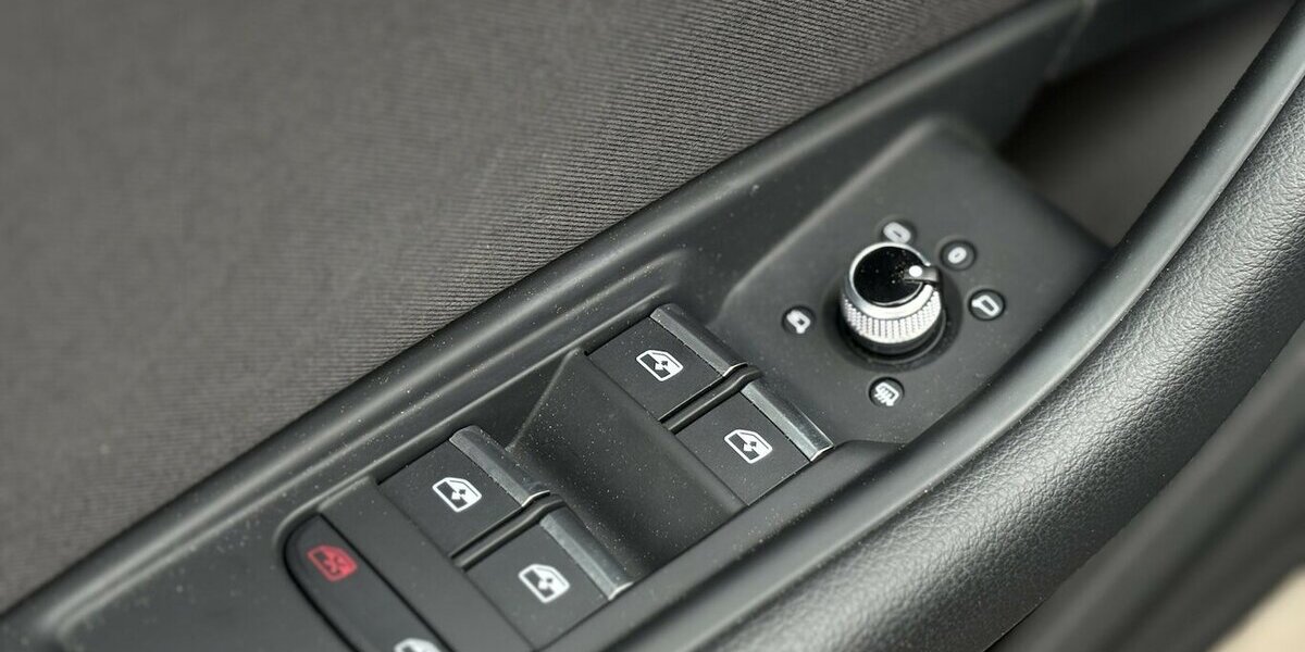 Audi A4 40 TDI quattro advanced MATRIX/NAVI/DAB/1HAND 143.535 km 22.900 &euro; Villingen-Schwenningen 78054