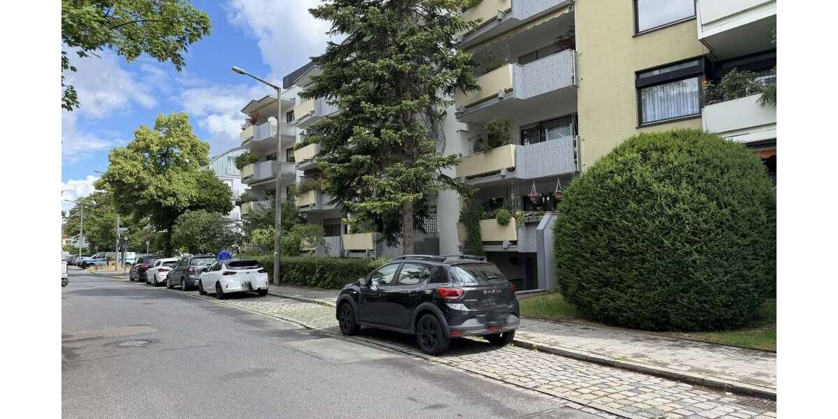 Etagenwohnung Nürnberg Herrnhütte - 3 Zimmer, 94 m&sup2;, 1.400&euro; | Angebot:26866009