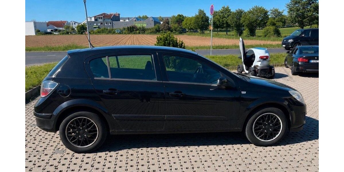 Opel Astra 200.000 km 1.400 &euro; fulda 36037