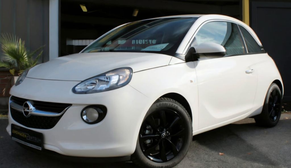 Opel Adam 60.000 km 9.200 &euro; Allach 80999