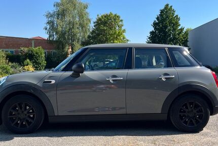 Mini One First 73.500 km 9.100 &euro; Birkenau 69488
