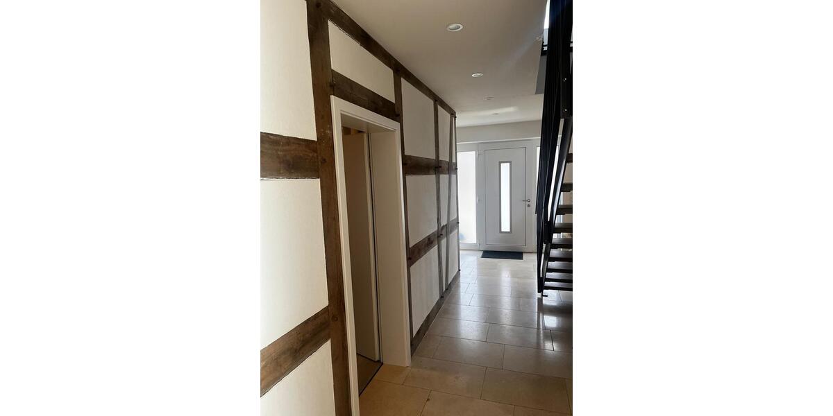 Erdgeschoßwohnung Lehre - 5 Zimmer, 190 m&sup2;, 1.820&euro; | Angebot:24564553