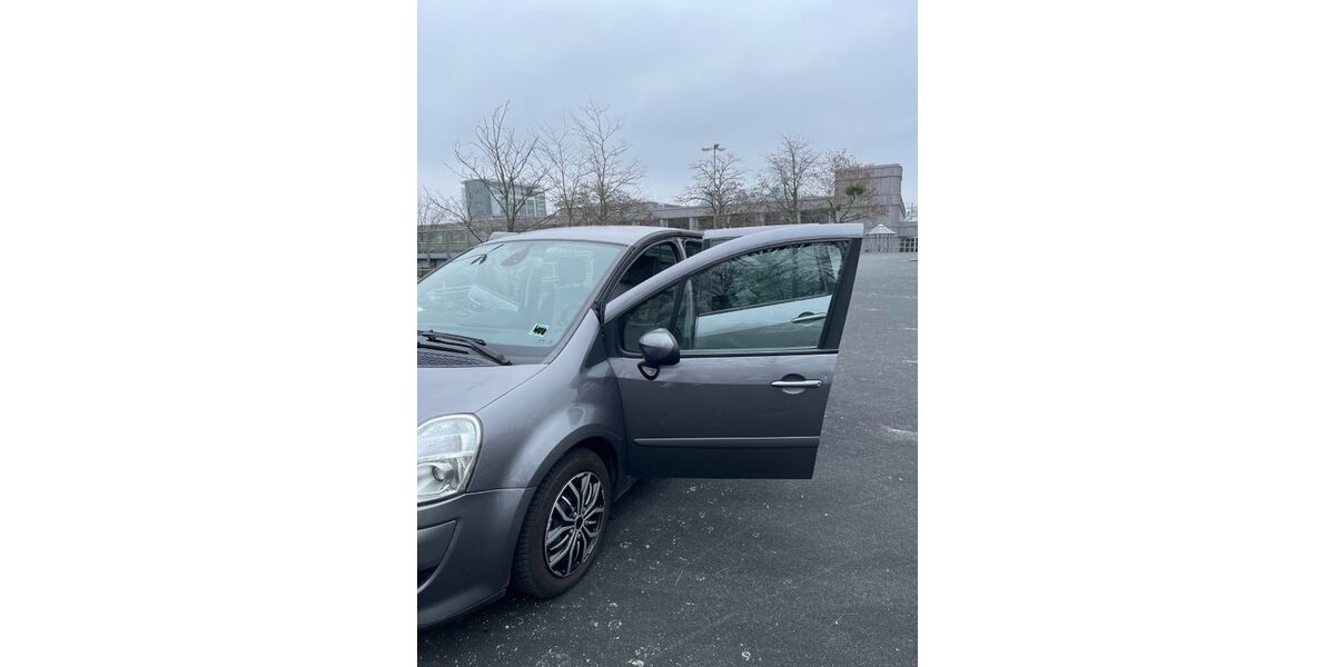 Renault Modus 122.000 km 3.099 &euro; Berlin 10559