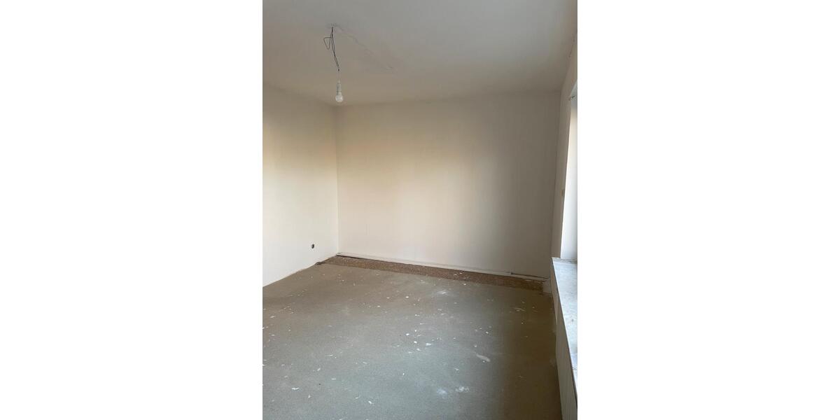 Kernsaniertes Einfamilien-Endhaus mit Garage 7 zimmer