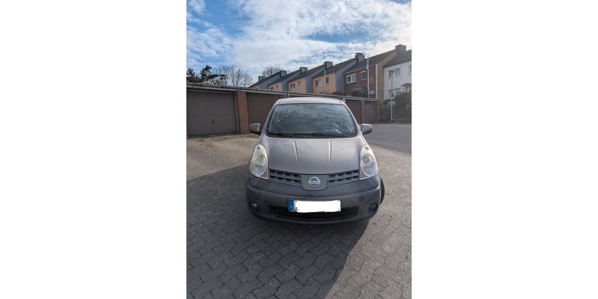 Nissan Note 239.606 km 2.950 &euro; Lübeck 23569