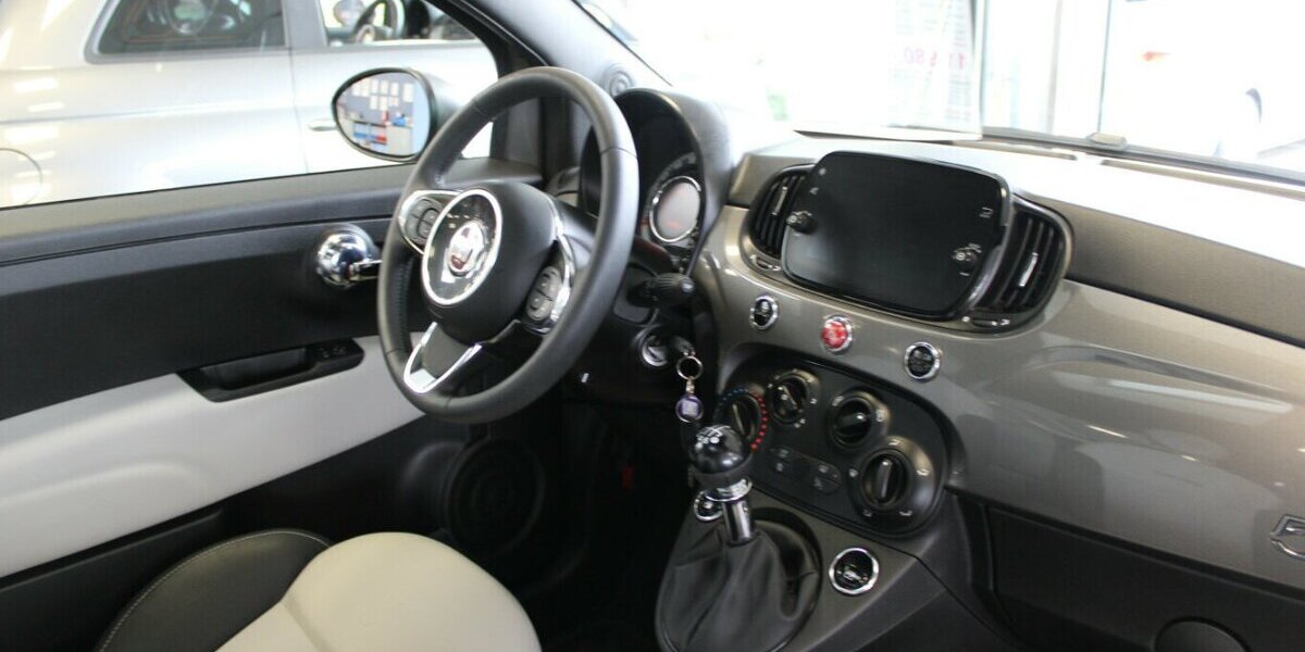 Fiat 500 1.0 GSE Hybrid Dolcevita 24.490 km 11.980 &euro; Euskirchen 53881