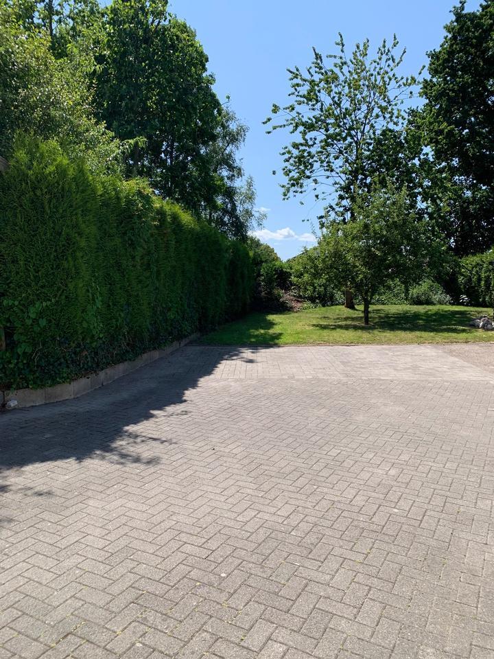 Großzügige DHH in Toplage von Apen – 130 m² Wfl.+62 m² Souterrain