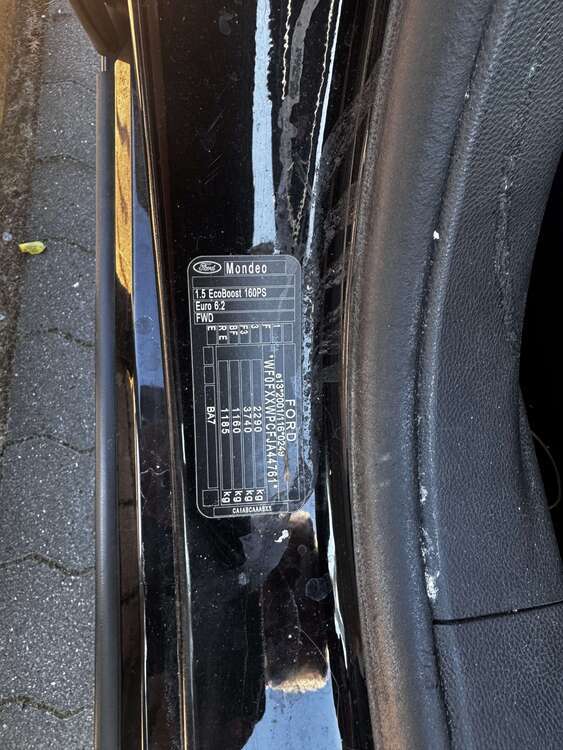 Ford Mondeo 138.000 km 11.900 € Hamburg 22539