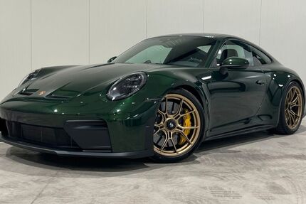 Porsche 992 2.300 km 273.690 &euro; Kleve 47533