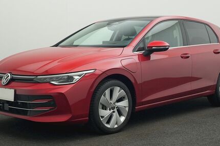 VW Golf 16.055 km 32.450 &euro; Greding an der A9 91171