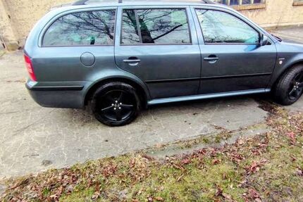 Skoda Octavia 165.000 km 2.199 &euro; Frankfurt(O) 15234