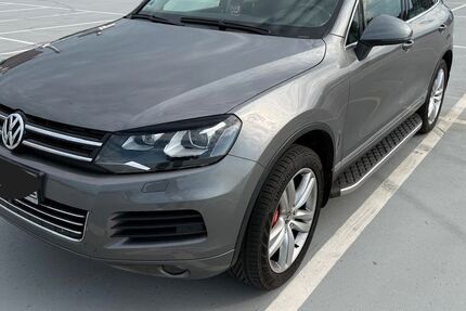 VW Touareg 240.000 km 11.000 &euro; Bremen 28307