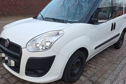 Fiat Doblo 136.094 km 2.490 &euro; Hamburg 22043