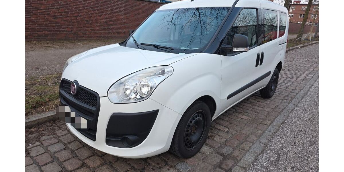 Fiat Doblo 136.094 km 2.990 &euro; Hamburg 22043