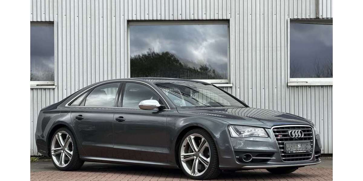 Audi S8 205.000 km 24.990 &euro; Flensburg 24941