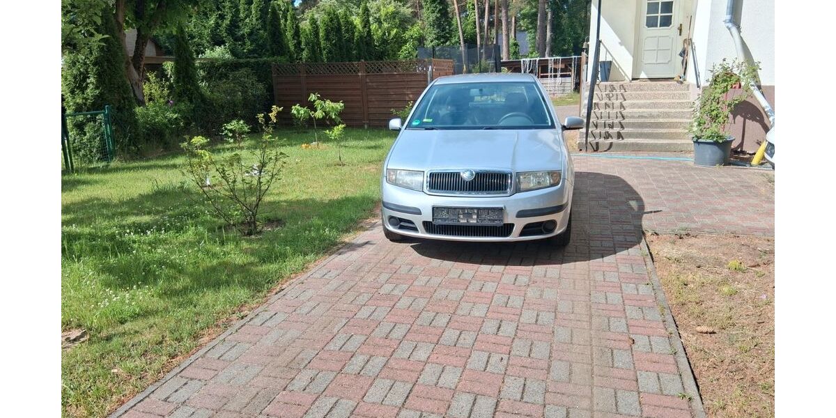 Skoda Fabia 135.600 km 800 &euro; Beelitz 14547