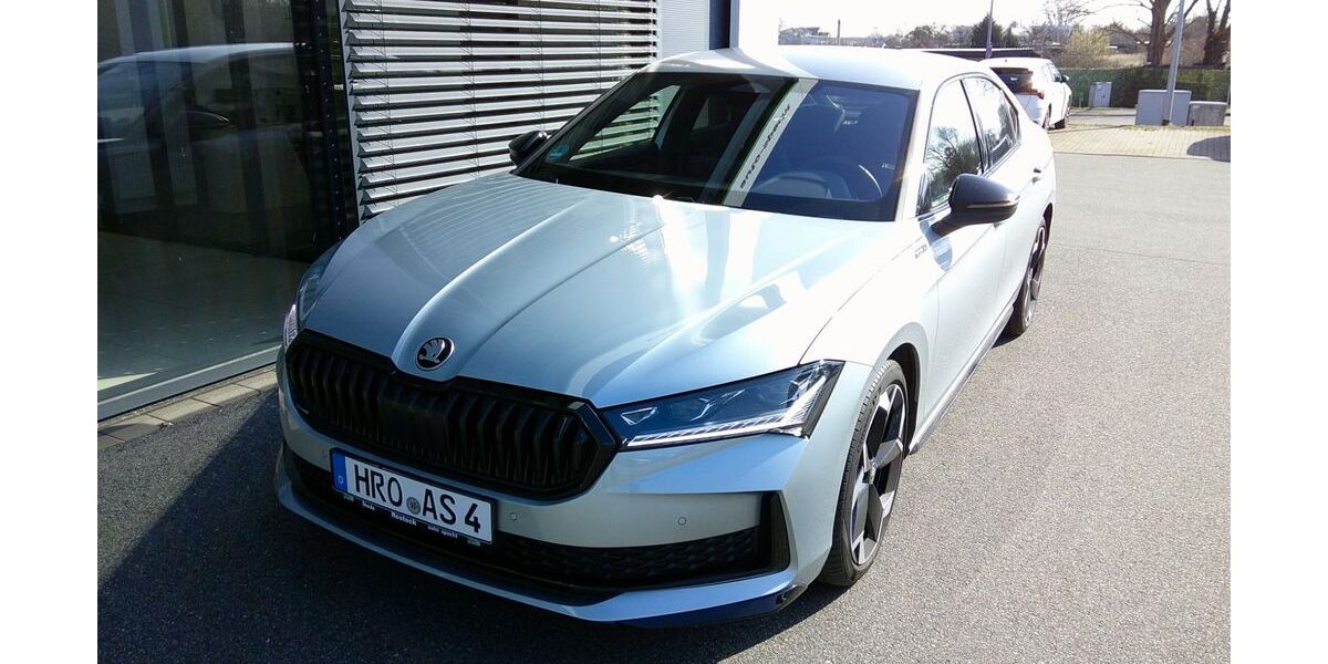 Skoda Superb 14.990 km 43.990 &euro; Rostock 18069