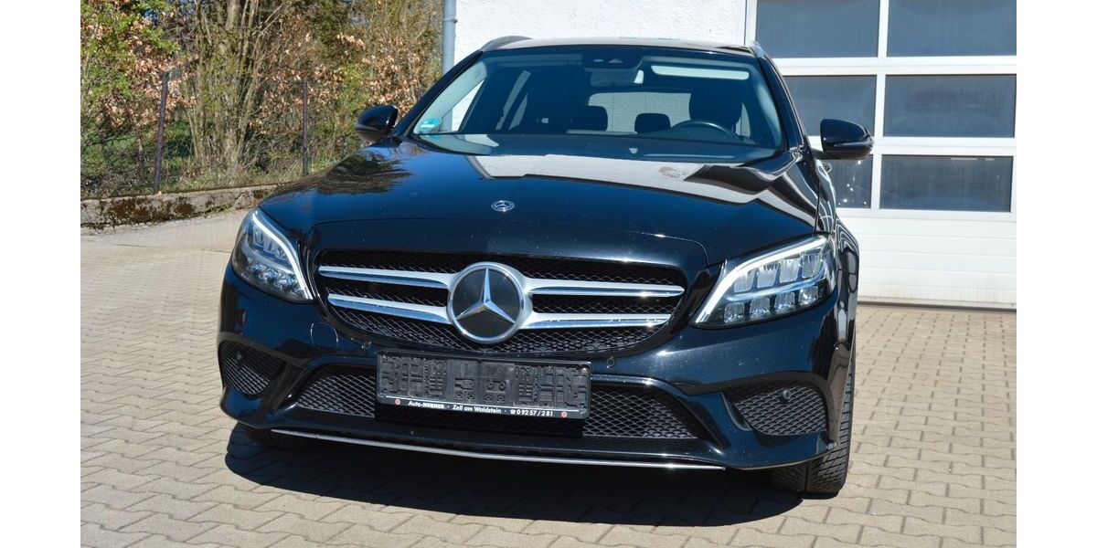 Mercedes-Benz C 300 182.963 km 17.500 &euro; Zell 95239