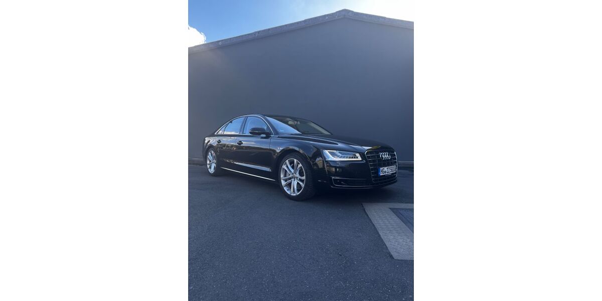 Audi A8 143.000 km 29.500 &euro; Oberursel 61440