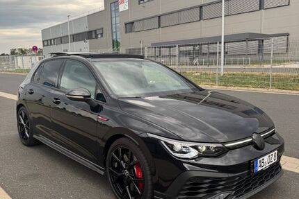 VW Golf 36.500 km 31.900 &euro; Stockstadt am Main 63811