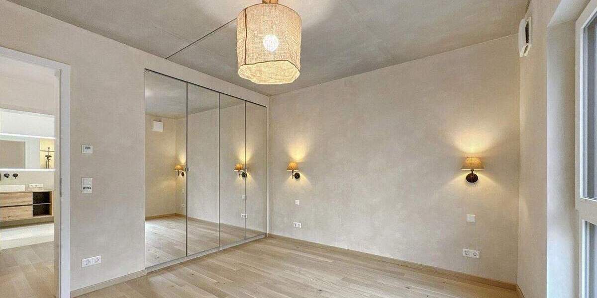 Einfamilienhaus Würzburg Heidingsfeld - 8 Zimmer, 215 m&sup2;, 1.095.000&euro; | Angebot:25566089