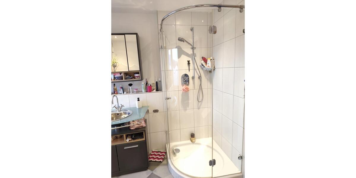 Etagenwohnung Siegen Eiserfeld - 4 Zimmer, 110 m&sup2;, 1.000&euro; | Angebot:25353947