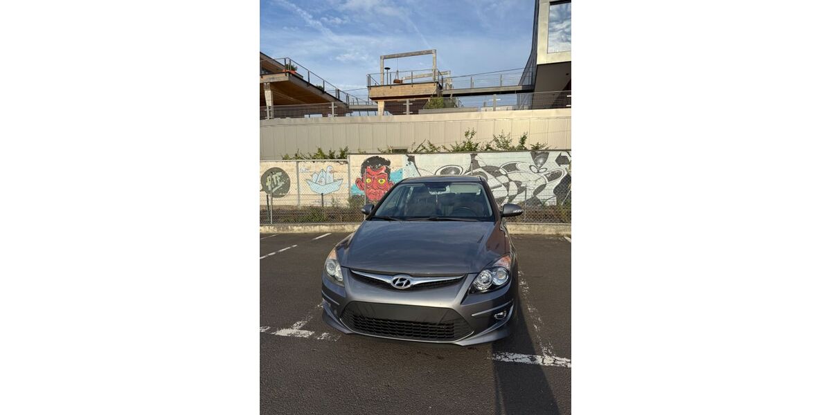 Hyundai i30 113.500 km 4.000 &euro; Würzburg 97082