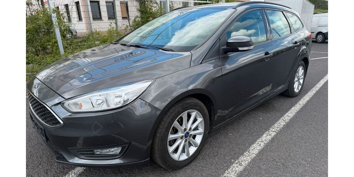 Ford Focus 170.000 km 3.700 &euro; Diez 65582