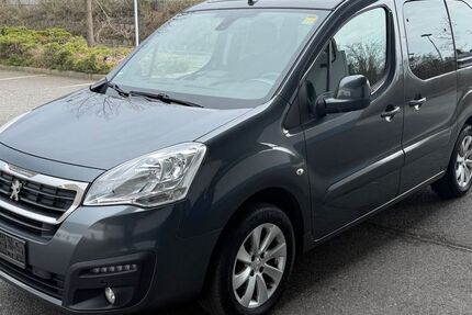 Peugeot Partner 100.000 km 9.495 &euro; Dresden OT Kleinzschachwitz 01259