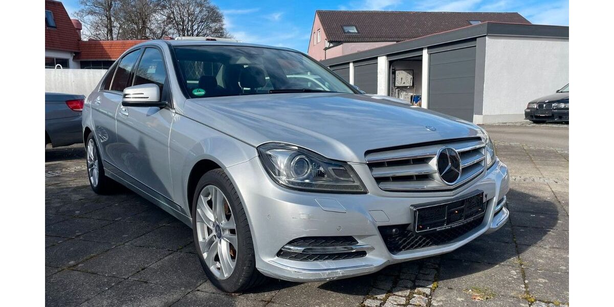 Mercedes-Benz C 250 89.697 km 13.900 &euro; Ottobeuren 87724