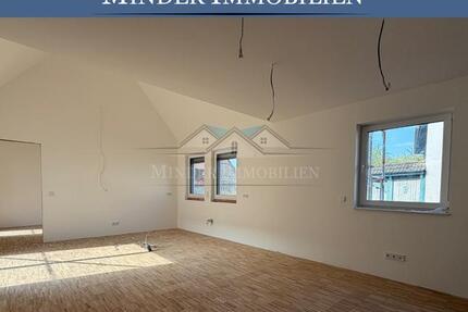 Haus Butzbach - 5 Zimmer, 142 m&sup2;, 1.420&euro; | Angebot:26325734