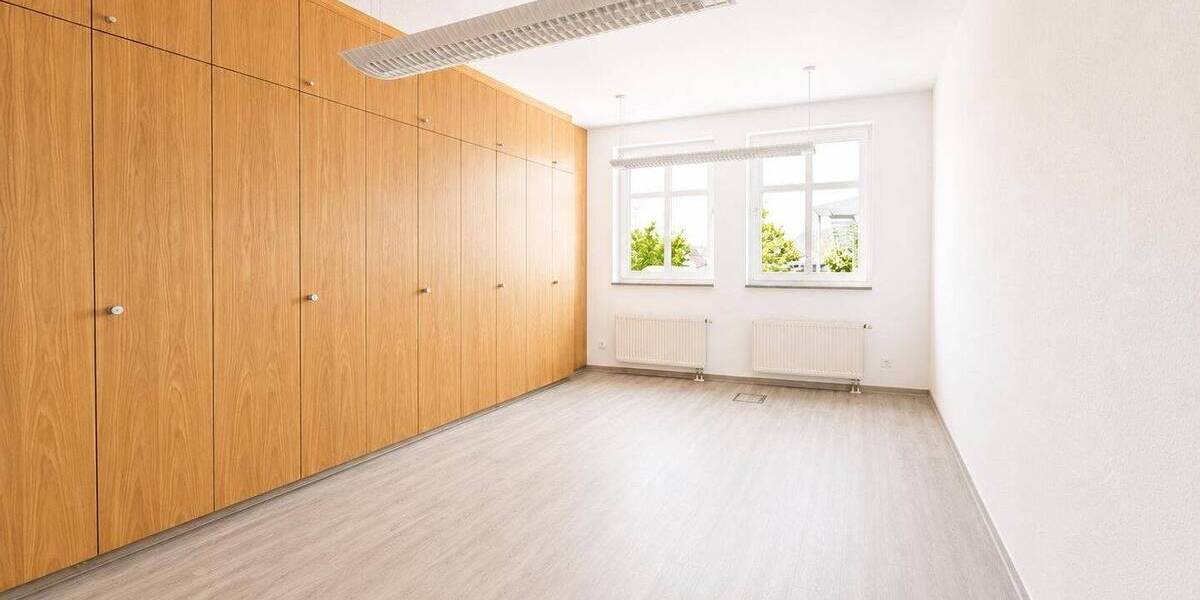 Gewerbeobjekt Bad Düben - 1 Zimmer, 432 m&sup2;, 3.620&euro; | Angebot:26885983