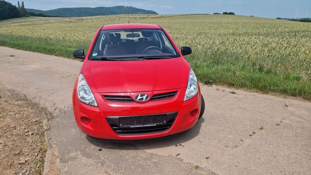 i20