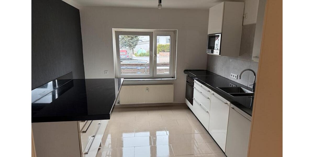 Erdgeschoßwohnung Allendorf (Eder) - 3 Zimmer, 100 m&sup2;, 800&euro; | Angebot:26416311