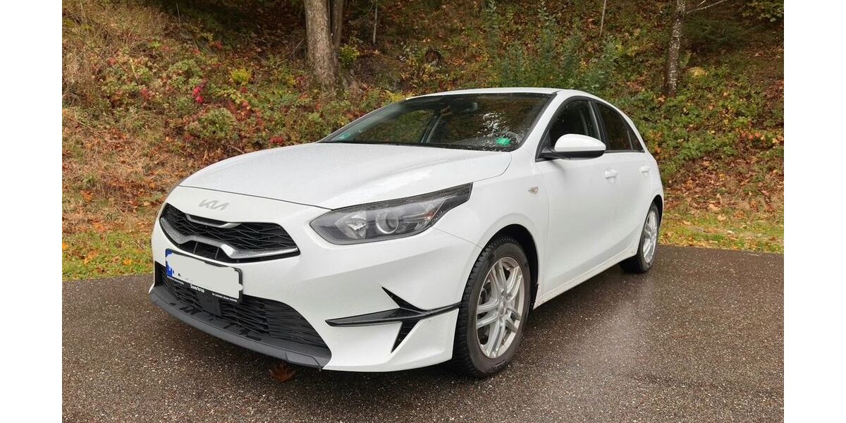 Kia ceed / Ceed 68.000 km 13.230 &euro; Rosbach vor der Höhe 61191
