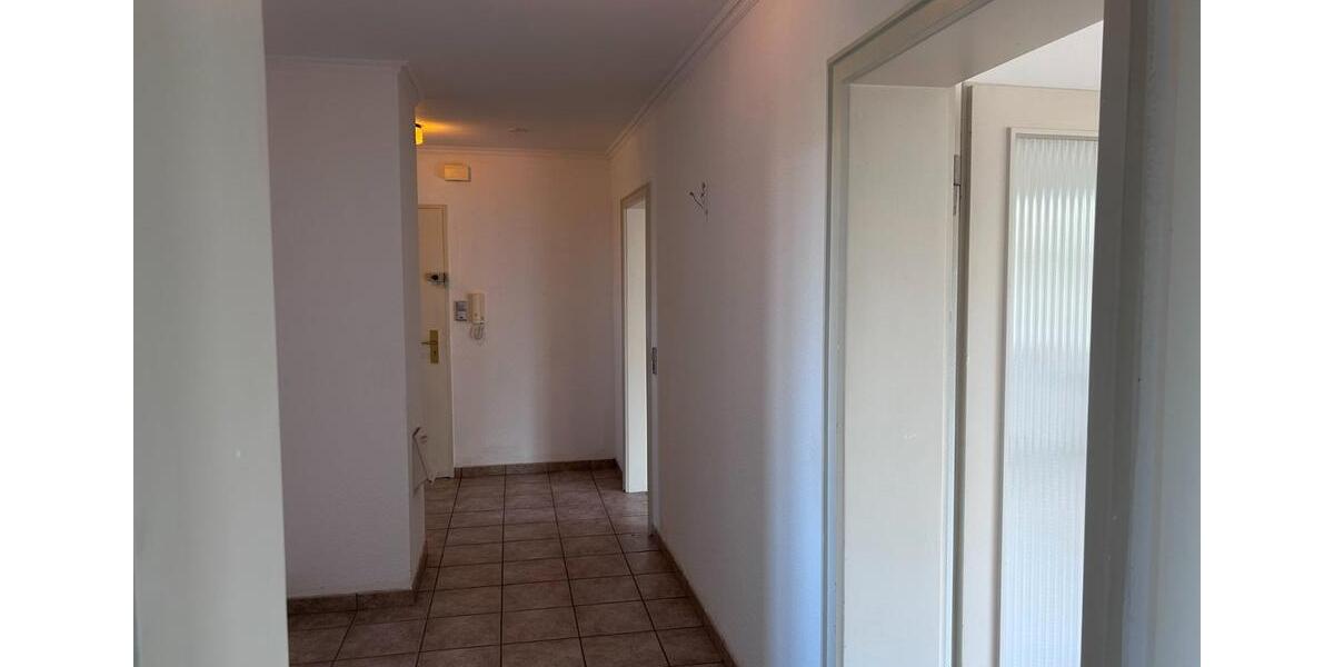 Etagenwohnung Saarbrücken - 3 Zimmer, 81 m&sup2;, 255.000&euro; | Angebot:26959767