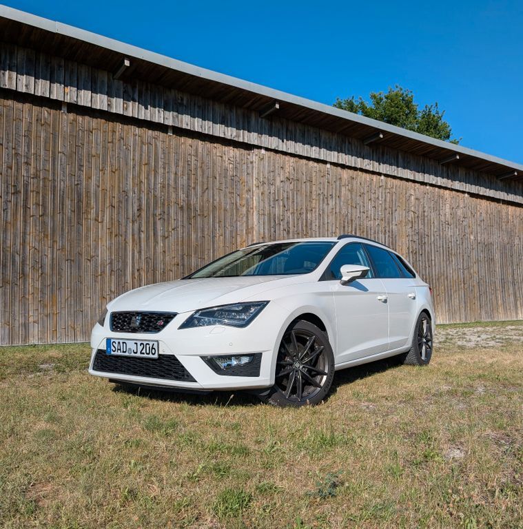 Seat Leon 107.784 km 13.300 € Schmidgaden 92546