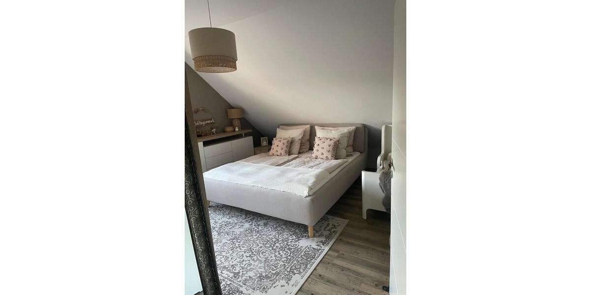 Dachgeschoßwohnung Bremerhaven - 4 Zimmer, 80 m&sup2;, 248.000&euro; | Angebot:27153425