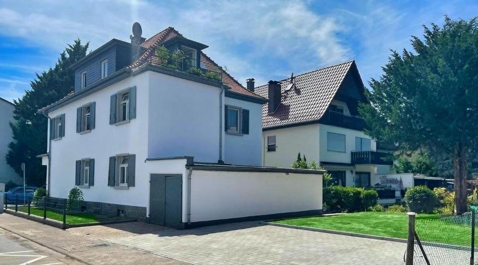 Etagenwohnung Weinheim - 6 Zimmer, 148 m&sup2;, 1.550&euro; | Angebot:25870536