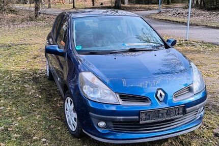 Renault Clio 172.750 km 2.400 &euro; Sulzbach 63834