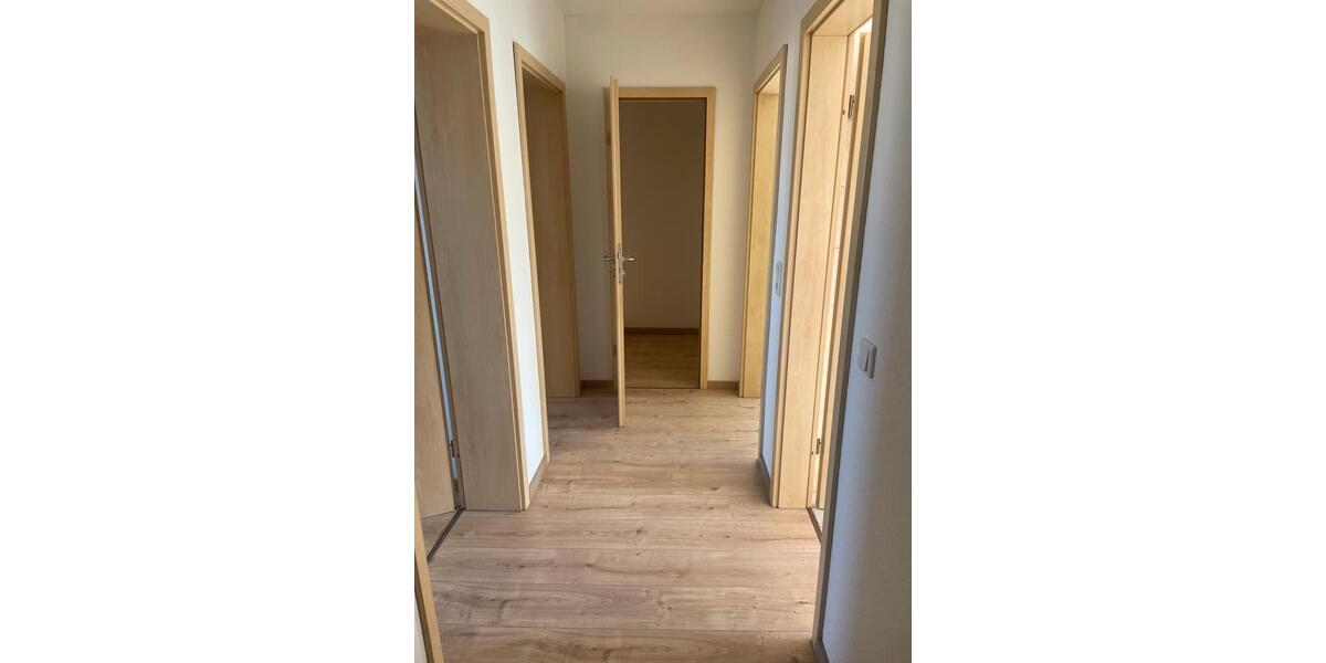 Etagenwohnung Radibor - 2 Zimmer, 53 m&sup2;, 350&euro; | Angebot:26094315