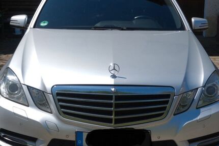 Mercedes-Benz E 350 319.142 km 9.250 &euro; Klipphausen 01665
