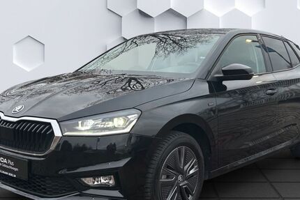 Skoda Fabia 13.468 km 21.887 &euro; Berlin 12524